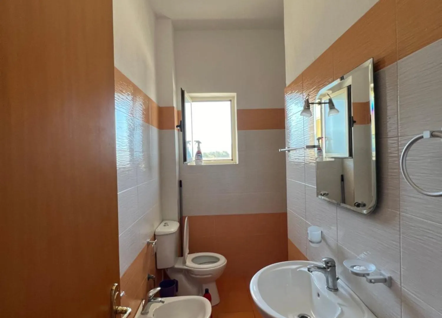 Sunrise Sea & Mountain Vista Apartments Orikum Albania